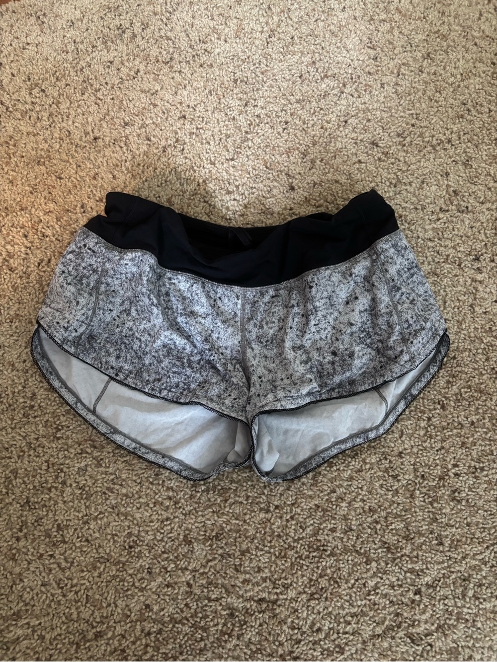lululemon athletica Black Waist Grey Marled Run Shorts